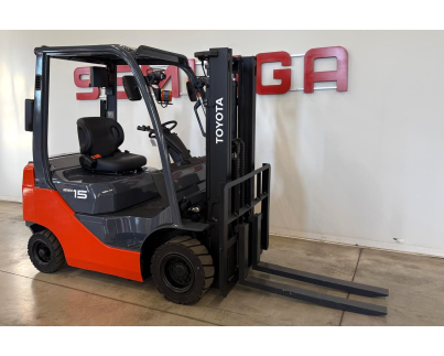 11109 TOYOTA 02-8FD15. Only 3194 operating hours!