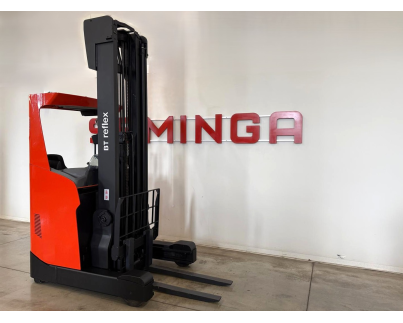 11159 TOYOTA RRE140H. Only 2497 operating hours!