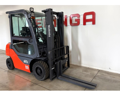 11206 TOYOTA 06-8FD20F. Всего 2388 моточаса!