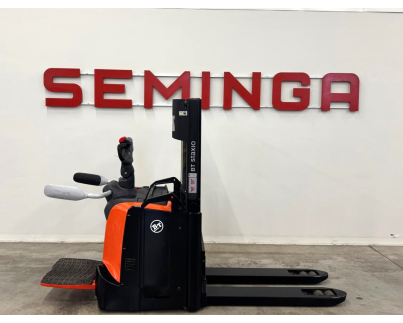 Electric stacker 10793 BT SPE120L