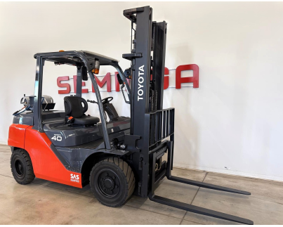 LP fuel forklift 11248 TOYOTA 8FG40N8. Free-lift mast!
