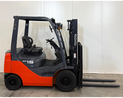 Benzīna iekrāvējs 11304 TOYOTA 02-8FG15